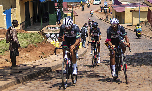 Bezpečnost především. Všichni cyklisté na MS ve Rwandě povezou GPS lokátor