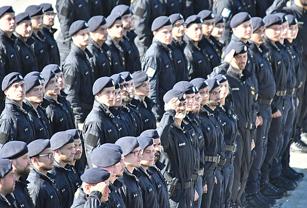 Na Dny NATO dorazilo přes 150 tisíc lidí. Působivé, žasl pilot Královského letectva