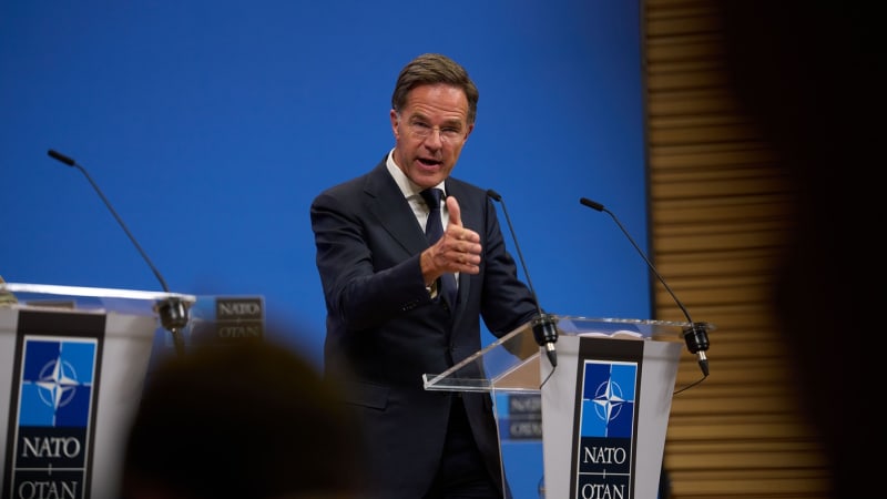 Sestřelíme i ruské letadlo, varuje NATO a dodává: Článek 5 je neotřesitelný