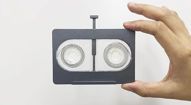 Číňané vyrobili DNA kazetu. Vejde se na ni veškerá hudba, která kdy vznikla