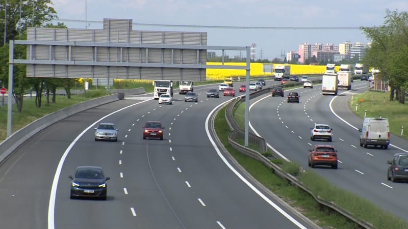 Dálniční známka Čechům opět podraží: Klíčové jsou i nově otevřené úseky, odhalil cenu vzorec