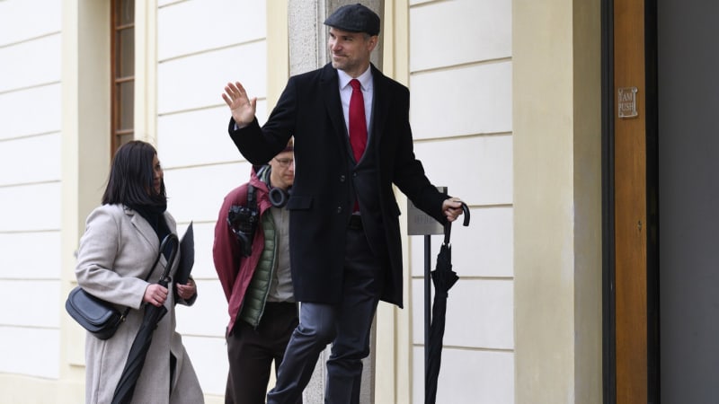 ON-LINE: S Pavlem už jednal i Hřib. Na Hradě řešil představu Pirátů i střet zájmů Babiše