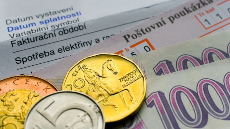 Skvělá zpráva pro domácnosti: Ceny za energie dál padají. Podívejte se, kolik můžete ušetřit