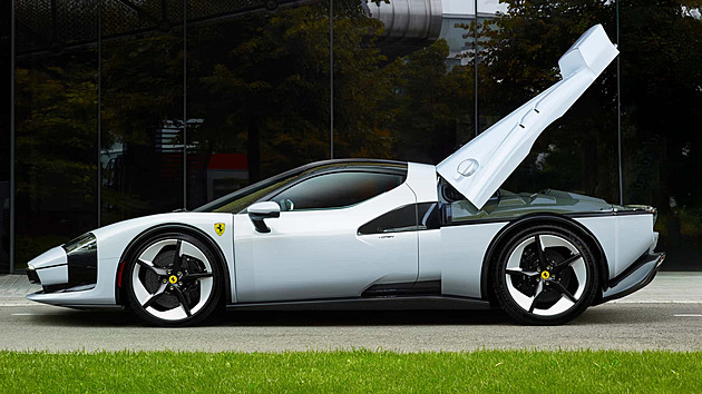 Znáte ferrari, která existují v jediném kuse? Podívejte se na velkou galerii