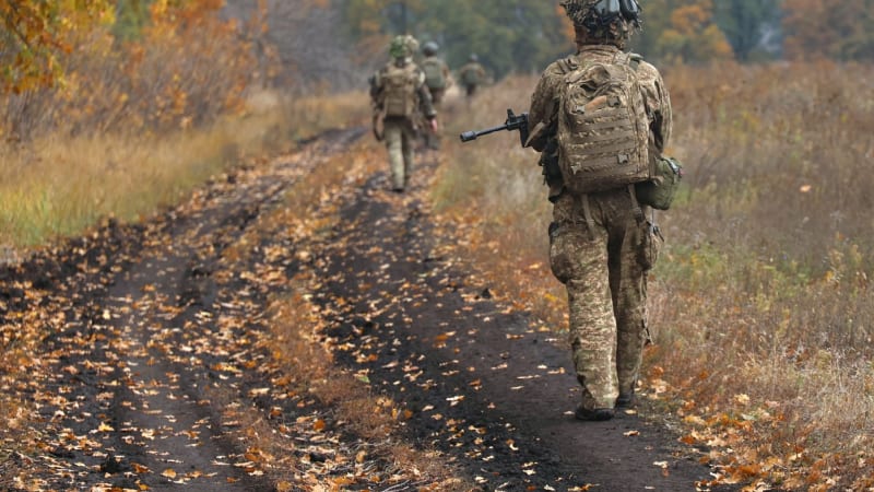 Smrtící túry na ukrajinské bojiště. Ruští vojáci líčí každodenní hrůzy na frontě