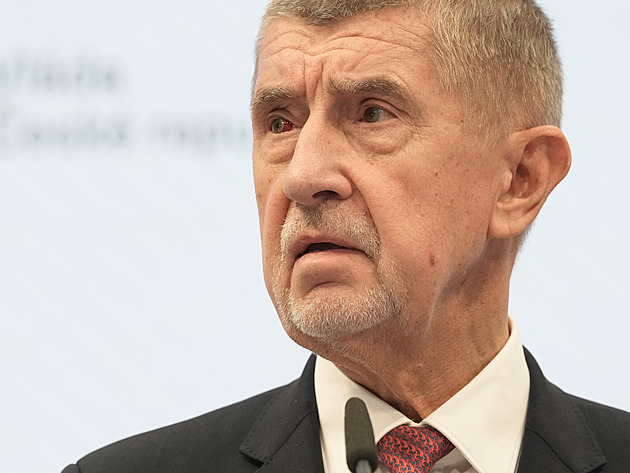 Po Macronovi praskla žilka v oku i Babišovi