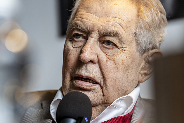 Vzniká biografie Miloše Zemana. Píše ji historik Macháček, autor Gustáva Husáka