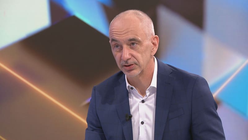 Kuba se svým hnutím odmítá Rusko a pálí do Macinky: Chová se, jako by reprezentoval celé Česko