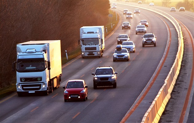 Jednodenní dálniční známka má opravdu platit 24 hodin. Senát podpořil nápad ANO