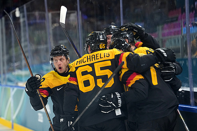 ONLINE: Lotyši chybují a opět prohrávají. Za Němce se trefuje přesný Kaelble