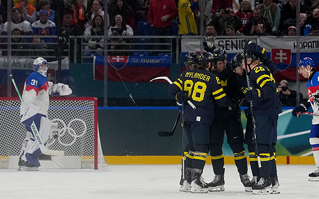 ONLINE: Slovensko - Švédsko 2:3. Nevyužitý tlak a gól na druhé straně, pálí Pettersson