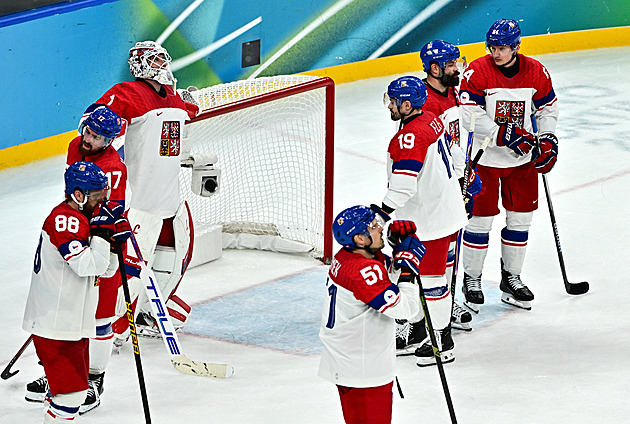 POHLED: Pozdní vzkříšení v hokejovém chrámu svaté Julie. Češi měli zabrat dřív