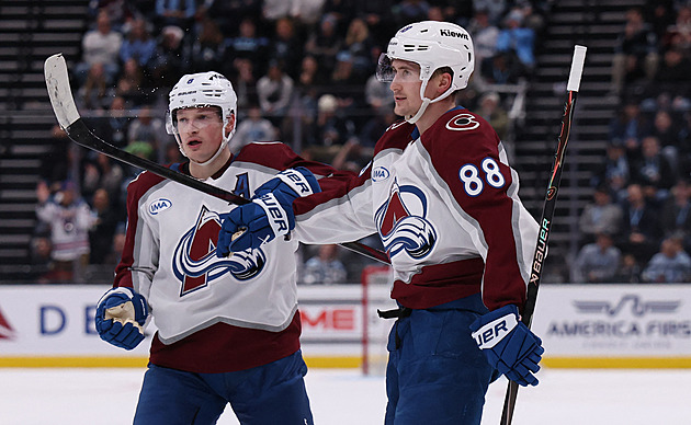 Nečas byl hvězdou v duelu proti Vejmelkovi, Dostál uspěl proti McDavidovi