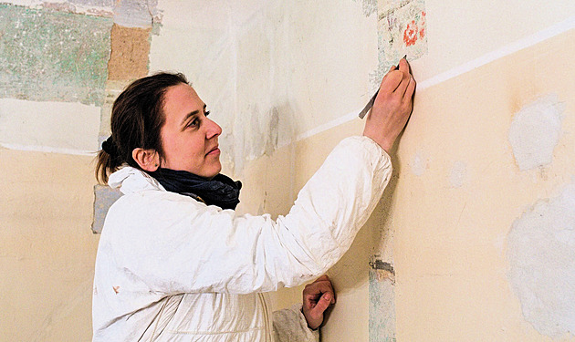 Skrytá rokoková krása. Zámek u Žatce zdobí vzácné malby, čekají na odhalení