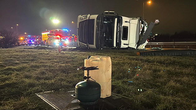 Přechod Hora sv. Šebestiána je částečně uzavřený, Němci odklízí následky nehody
