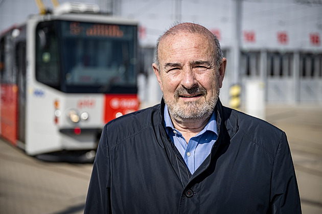 V Dozimetru měl vypovídat ředitel DPP Urbánek. Líčení bylo ale odloženo