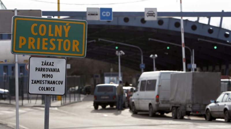 Slovensko uzavřelo hranice s Ukrajinou. Vysvětluje to vnější hrozbou