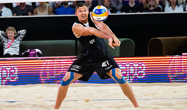 Schweiner s Trousilem podlehli Australanům a na písku v Číně skončili devátí