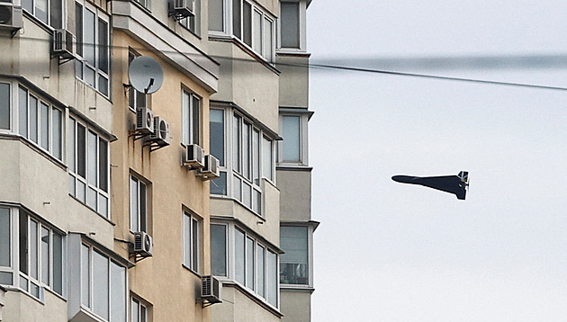 Hrůza z nebe, panika ze zvuků sekačky. Na Ukrajině se šíří „dronofobie“